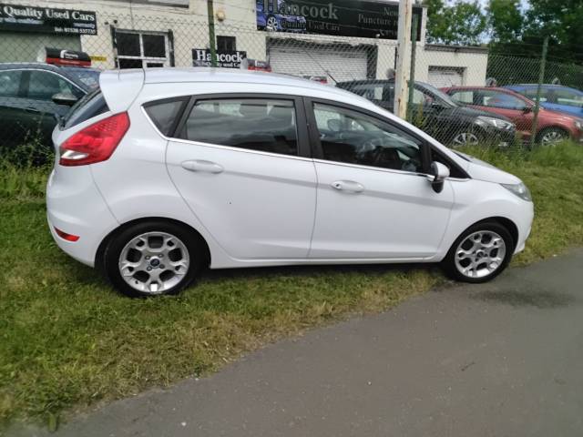 2011 Ford Fiesta 1.25 Zetec 5dr [82]